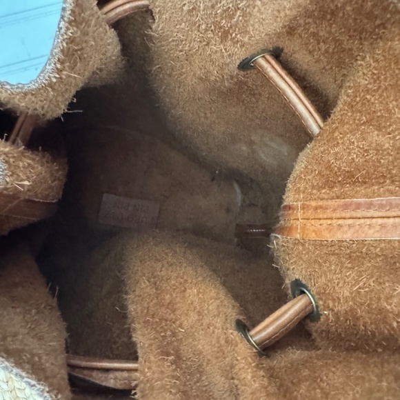 Puro Uta Pin Pin Leather Cross body Shoulder Bucket Bag Cognac - Picture 8 of 10